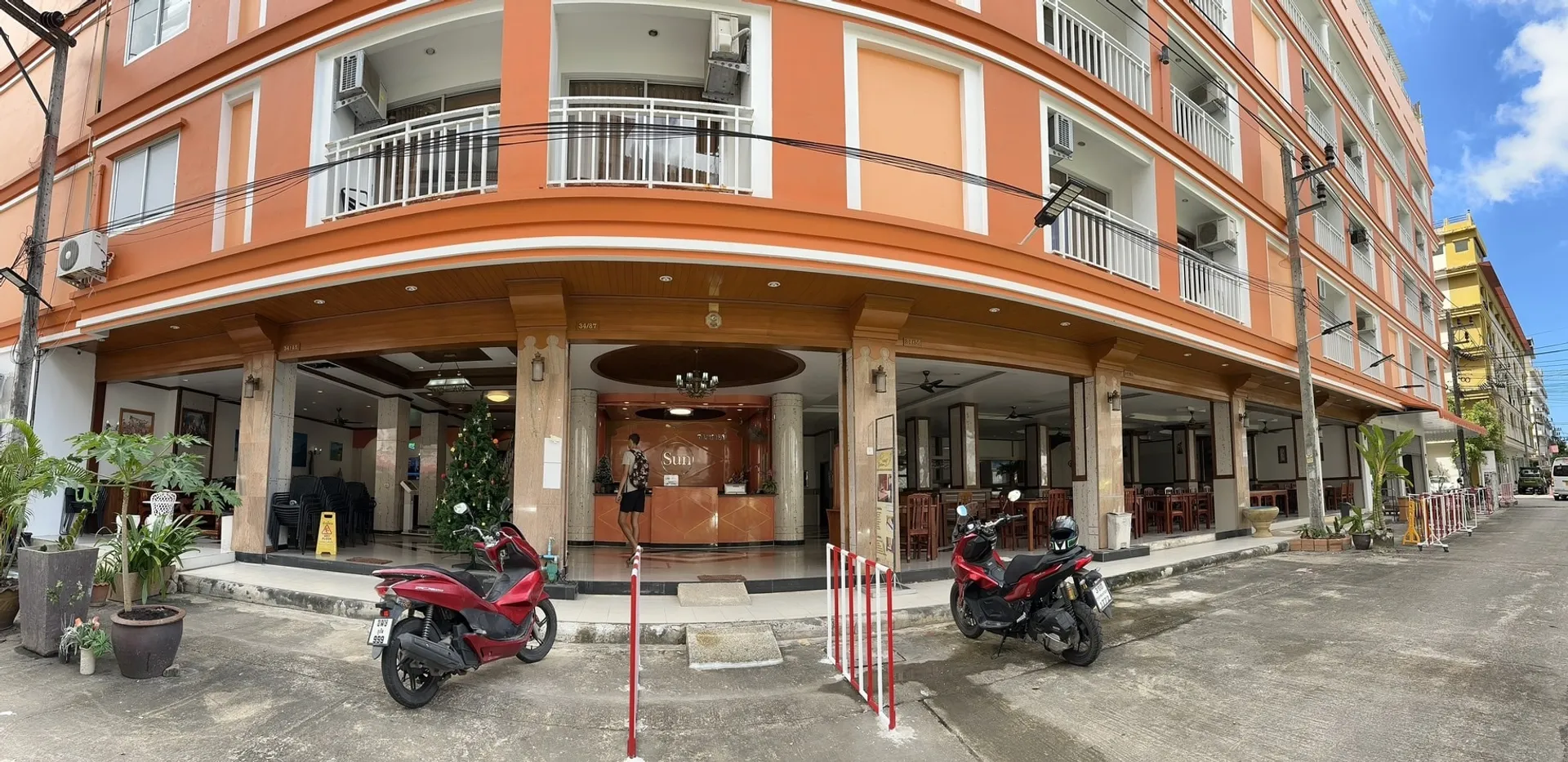Sun Shine Patong Entrance