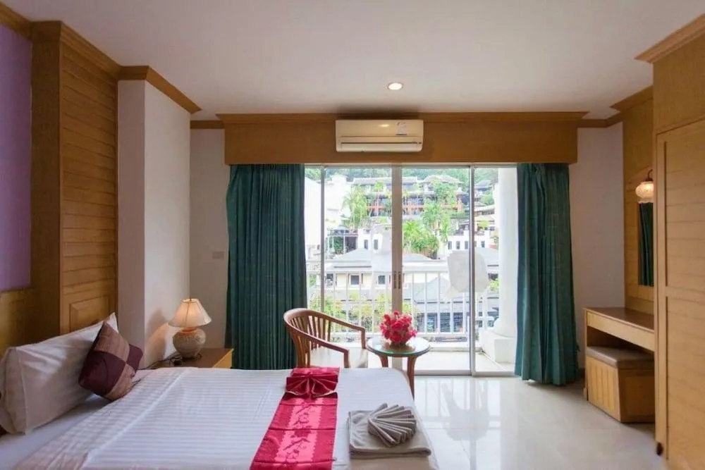 Sun Shine Patong Room