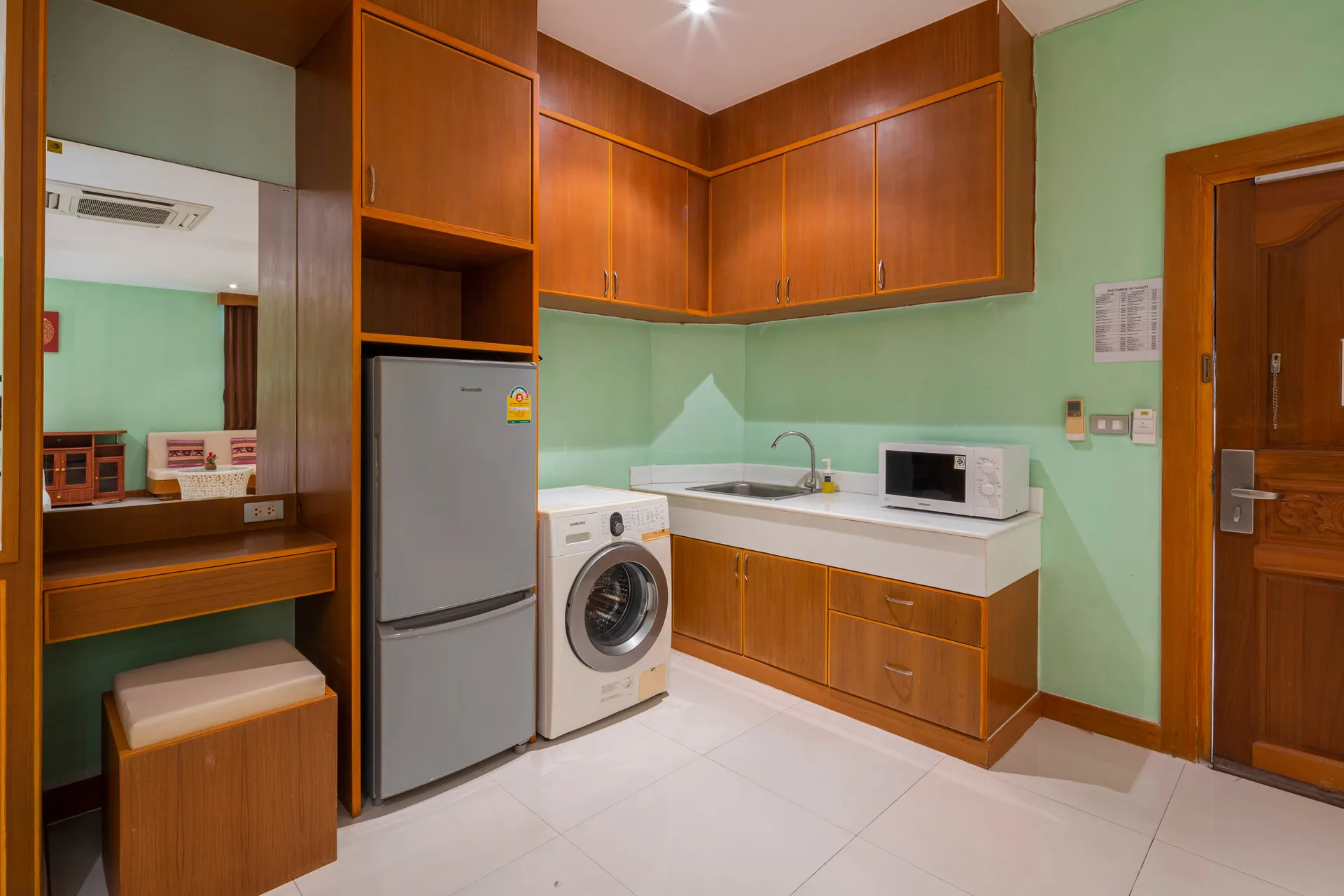 Sun Shine Patong Room