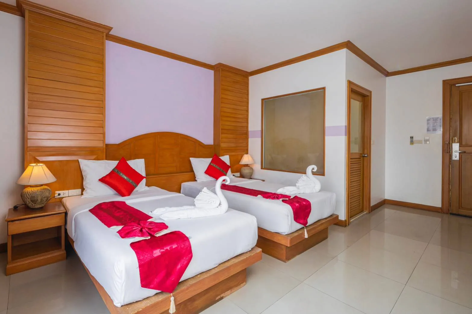 Sun Shine Patong Room