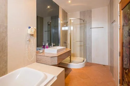 Sun Shine Patong Washroom