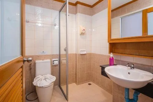 Sun Shine Patong Washroom