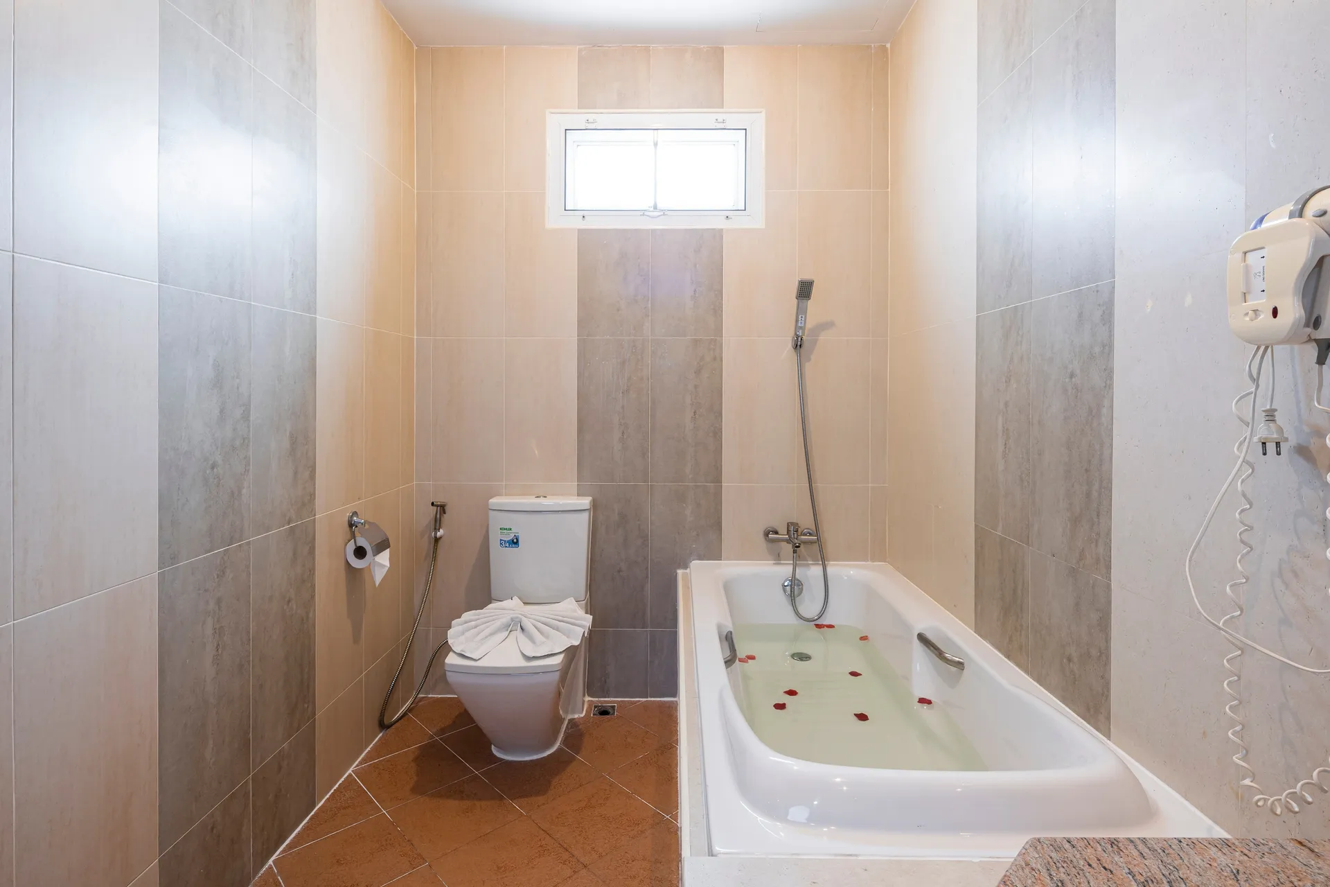 Sun Shine Patong Washroom