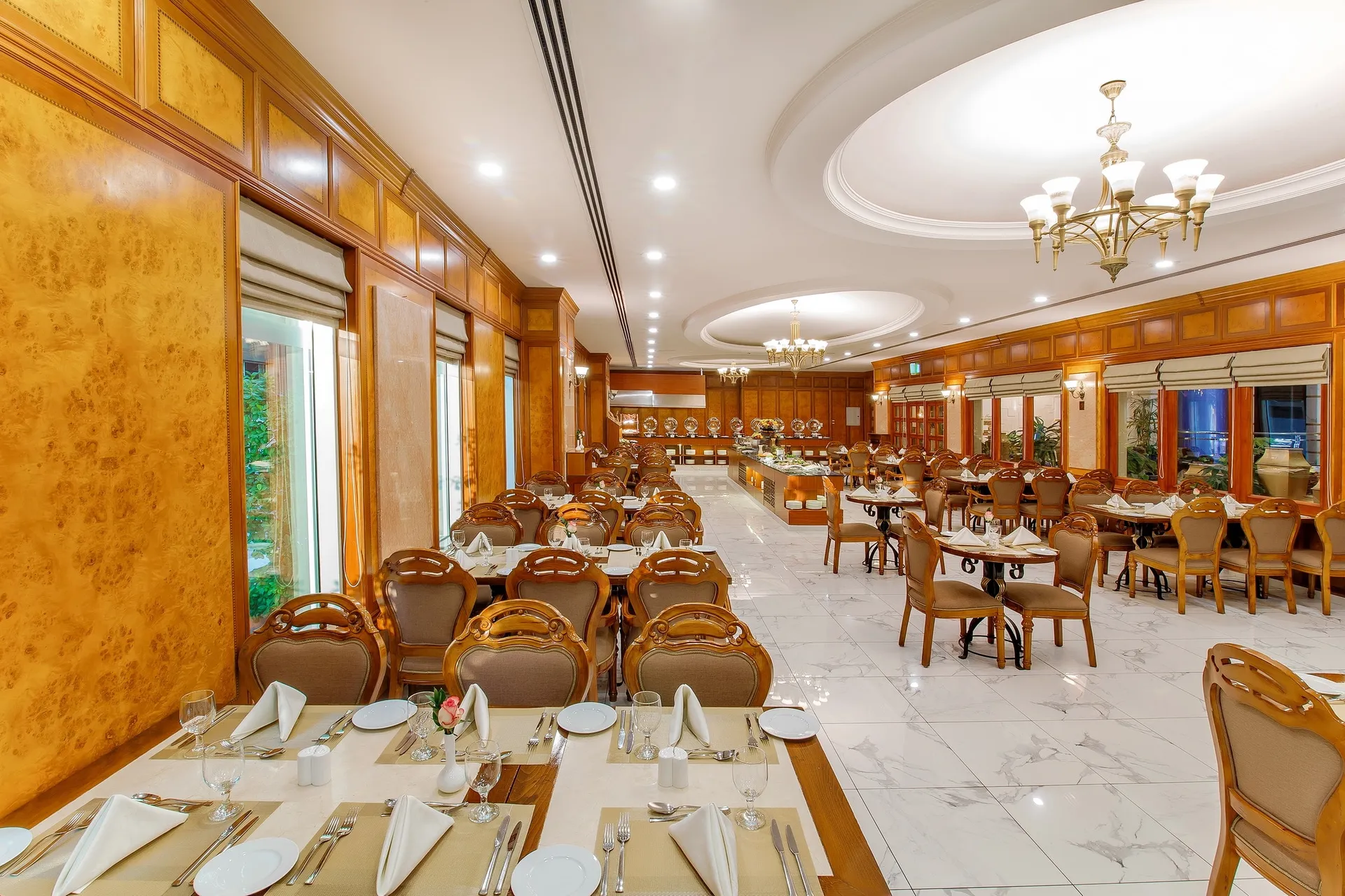 Grand Excelsior Hotel Bur Dubai Dining