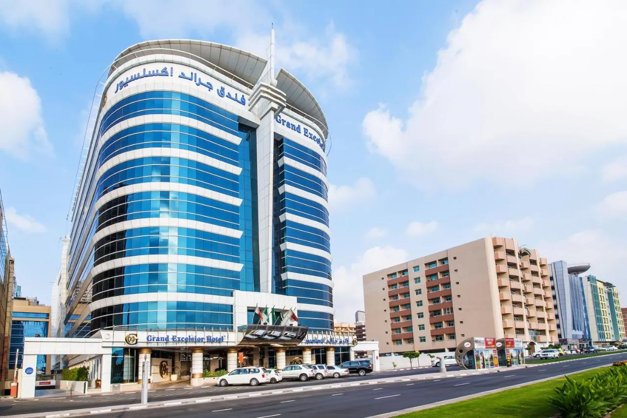 Grand Excelsior Hotel Bur Dubai Facade